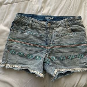 Cat and Jack Floral Jean Shorts Size 14/16 also Size 4